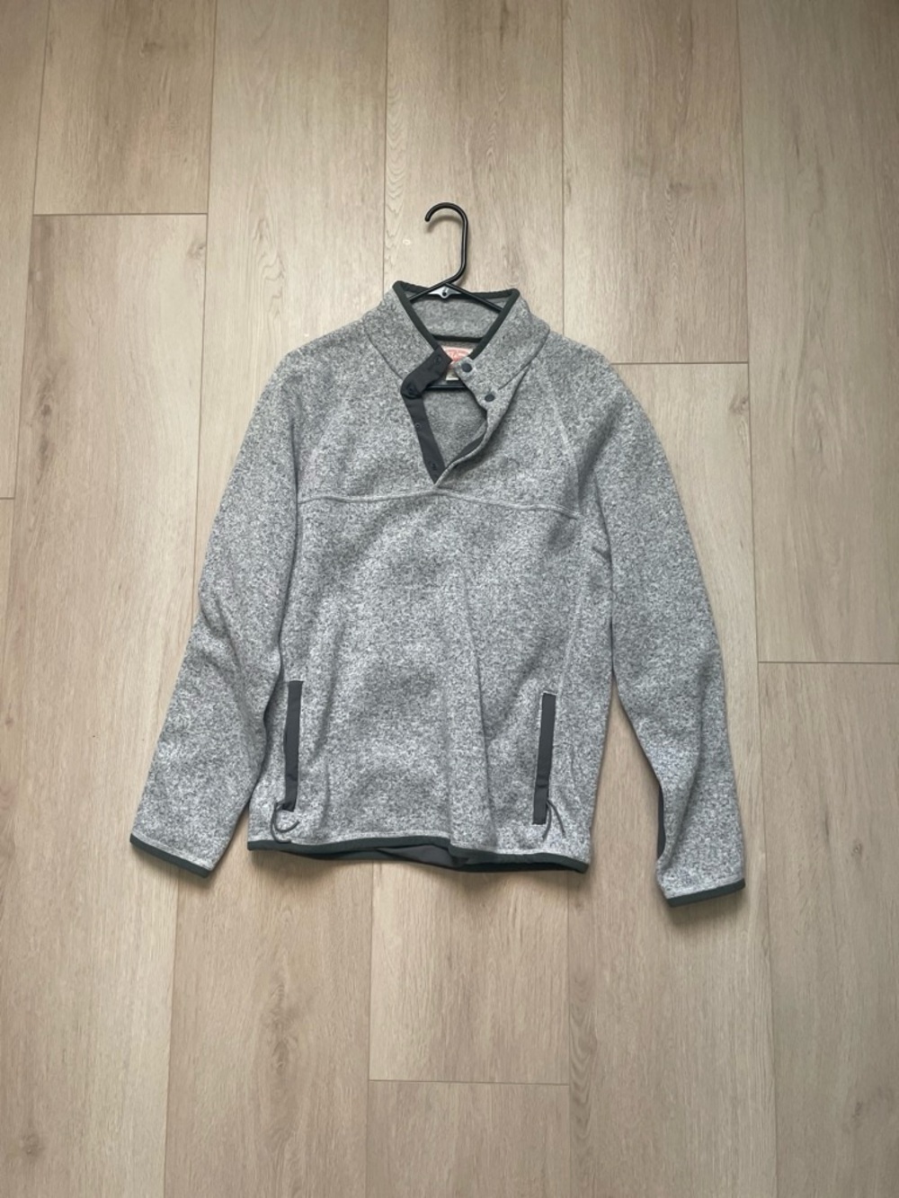J. Crew Men's Gray Heather Snap-Top Cardigan Sweater
